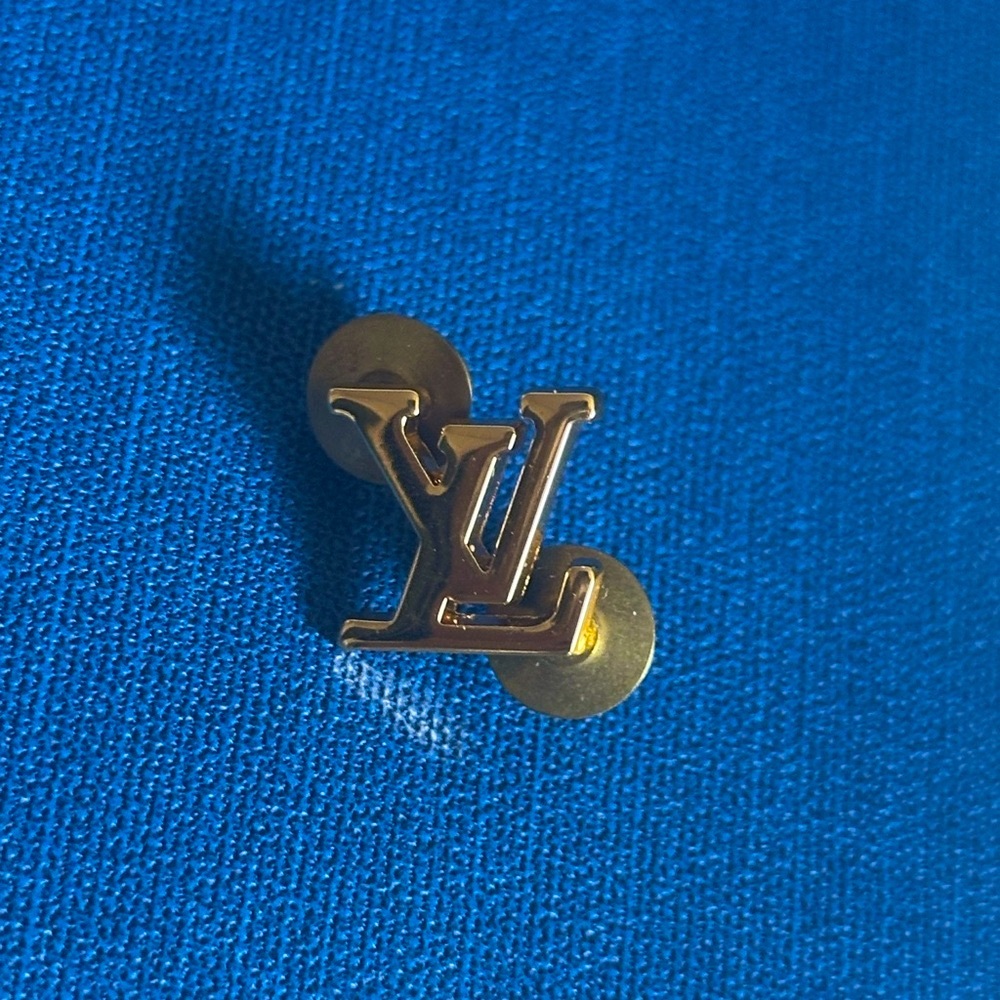 Louis Vuitton Gold Bin Accessories